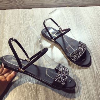 giày sandal thắt