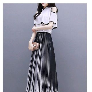 SET ÁO RỚT VAI CHÂN VÁY SỌC DẬP LY