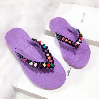 dép Lào đinh hạt