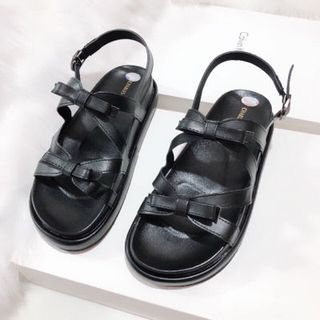 giày sandal đế lõm