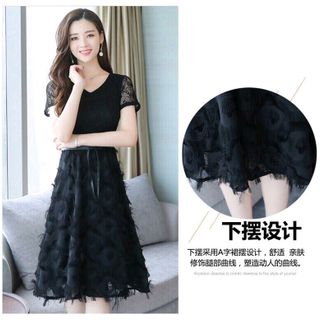 ĐẦM XOÈ REN KÈM NỊT