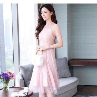 ĐẦM XOÈ DỰ TIỆC