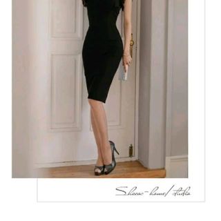 BODY PHỐI REN KHOÁT CỔ