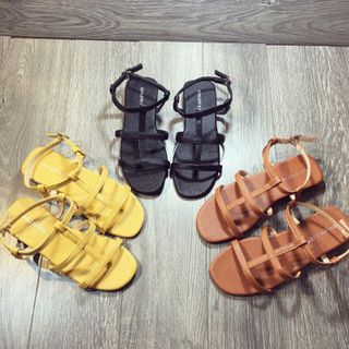 giày sandal roi