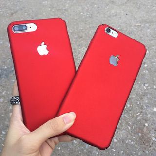 Ốp đỏ nhung cứng