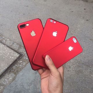 Ốp đỏ nhung cứng