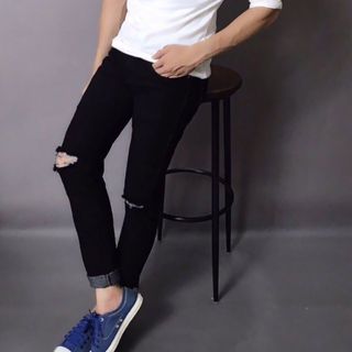 QUẦN JEAN NAM THUN ĐEN RÁCH GỐI