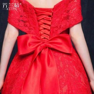ĐẦM XÒE BẸT VAI NƠ LƯNG