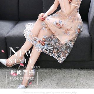 DAM REN THEU-HANG NHAp