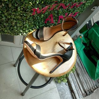 Sandal cao gót 11p đế đúp