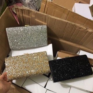 ví cầm tay