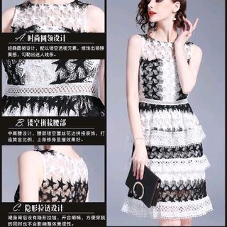 ĐẦM REN XẾP TẦNG