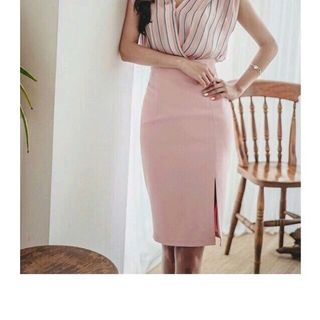 SET ÁO SỌC CHÂN VÁY