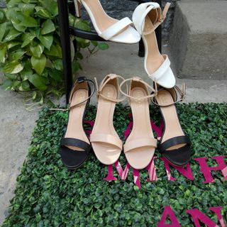 Sandal cao gót màu trắng 9 cm