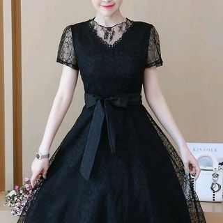 ĐẦM REN XÒE TAY CON