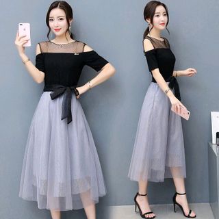 ĐẦM RỚT VAI TÙNG LƯÓI
