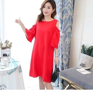 ĐẦM FORM RỘNG HỞ VAI