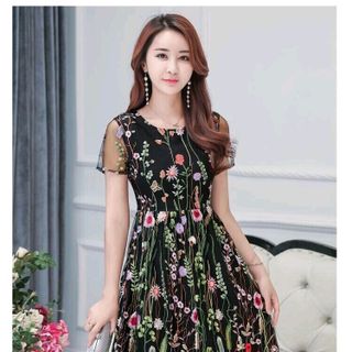 ĐẦM XOÈ THÊU HOẠ TIẾT