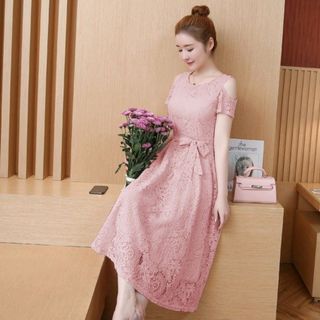 ĐẦM REN XÒE TAY CUTOUT