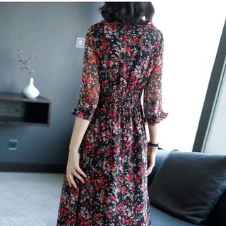 ĐẦM XÒE VOAN HOA CỔ TIM TAY LỠ