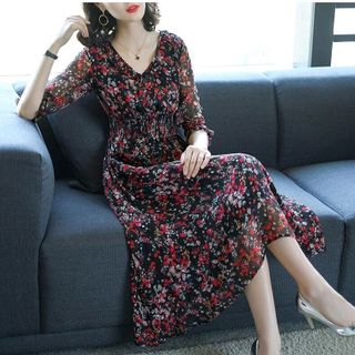 ĐẦM XÒE VOAN HOA CỔ TIM TAY LỠ
