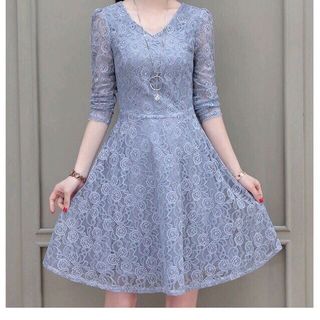ĐẦM XOÈ REN CỔ V