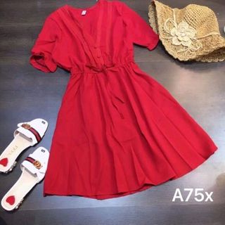 ĐẦM XÒE CỔ V PHỐI REN QC