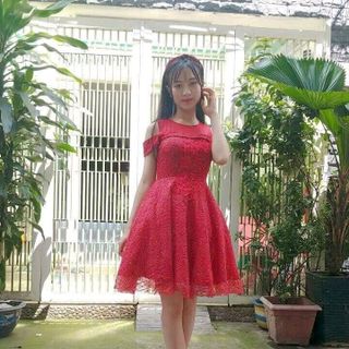 HÌNH THẬT ĐẦM KIM SA THÊU HOA KẾT CƯỜM