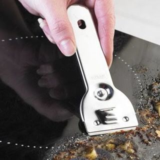 Dao vệ sinh mặt bếp điện từ