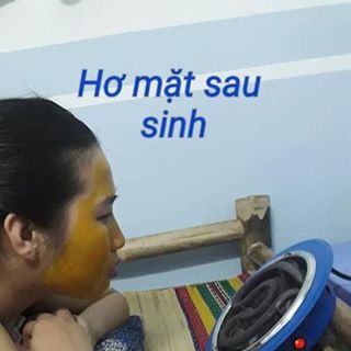bếp hơ trầu hơ mặt