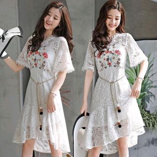 ĐẦM REN SUÔNG THÊU KÈM BELT