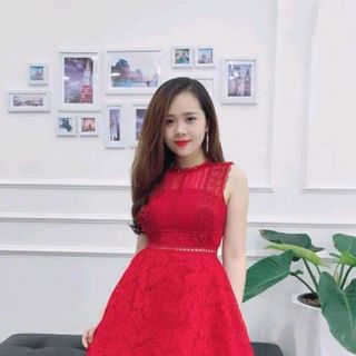 ĐẦM XÒE ĐUÔI TÔM ĐÍNH ĐÁ