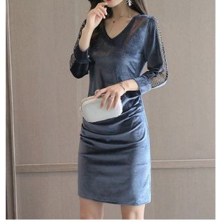 ĐẦM BODY NHÚN EO PHỐI REN ĐÍNH CƯỜM