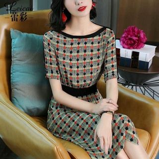 DAM HOA TIET EO THUN