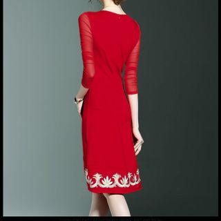 ĐẦM BODY THÊU HOA – TTSP1066