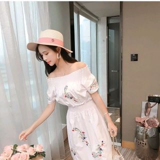 - ĐẦM XÒE THÊU HOA TRỄ VAI TRẺ TRUNG
