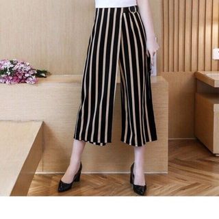 SÉT ÁO THUN THẮT NƠ BÊN VAI QUẦN SỌC ỐNG RỘNG