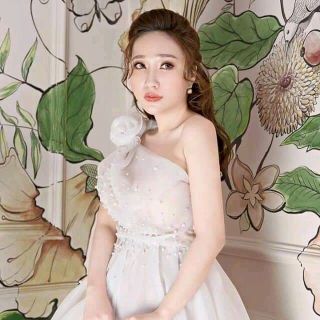 ĐẦM CÔNG CHÚA MỘT VAI KẾT CƯỜM