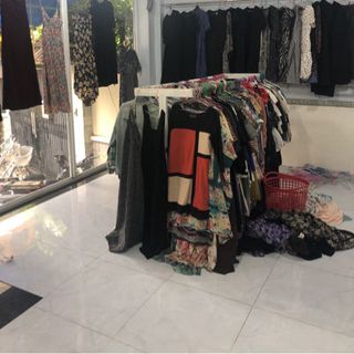 Đầm cổ điển - Đầm hàn - Áo sơ mi - Chân váy - Quần váy - Giỏ xách - Nón