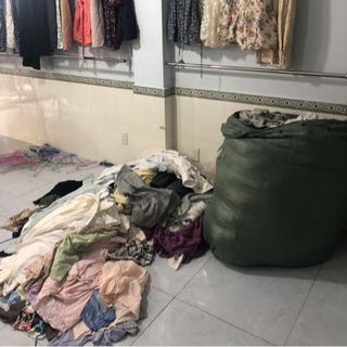 Đầm cổ điển - Đầm hàn - Áo sơ mi - Chân váy - Quần váy - Giỏ xách - Nón