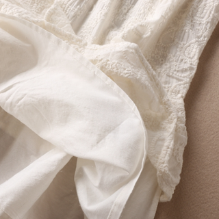 Áo thêu không tay nữ