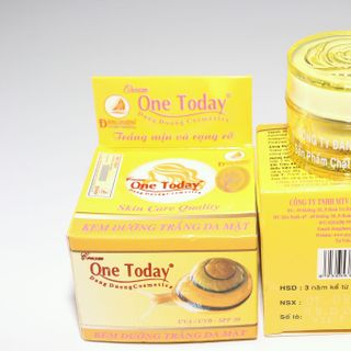 Kem Dưỡng Trắng OneToday
