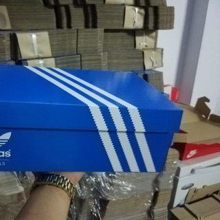 Hộp giày