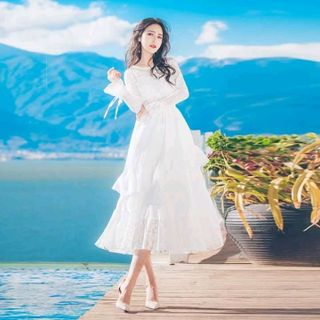ĐẦM XÒE TAY DÀI TIỂU THƯ