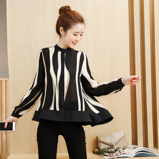 ÁO KIỂU DÁNG XÒE – TTSP852