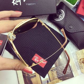 mắt kinh thoi trang nam