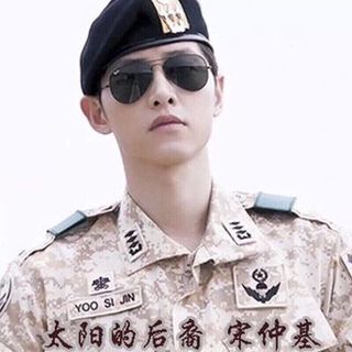 mắt kinh thoi trang nam