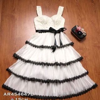 MAXI PHỐI REN XÒE TẦNG VỀ LẠI SLL