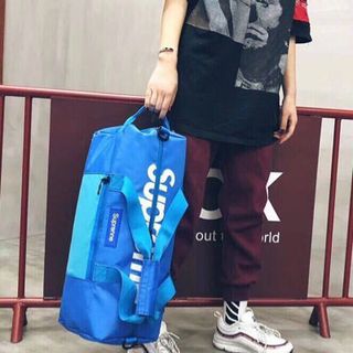 tui du lịch bố