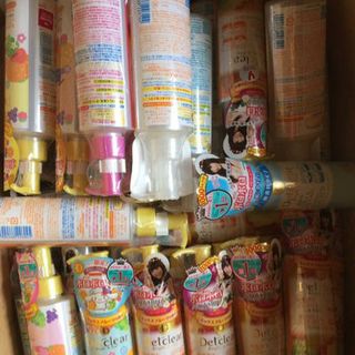 Tẩy da chết Detclear